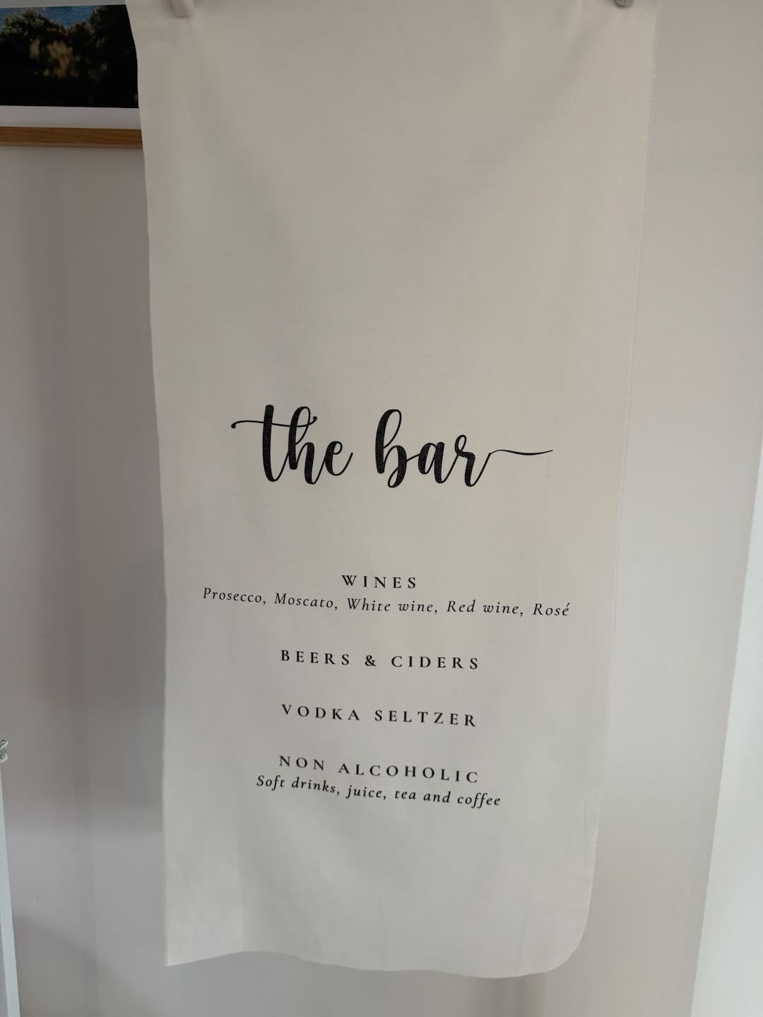 Bar Sign – Cotton-Linen (Classic Serif)