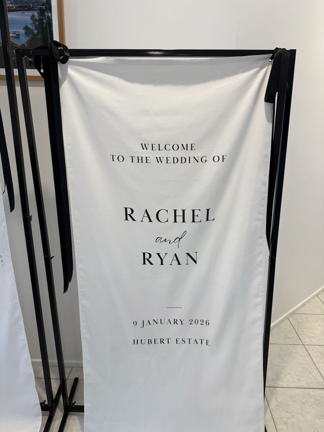 Cotton-Linen Welcome Sign (Classic Serif)