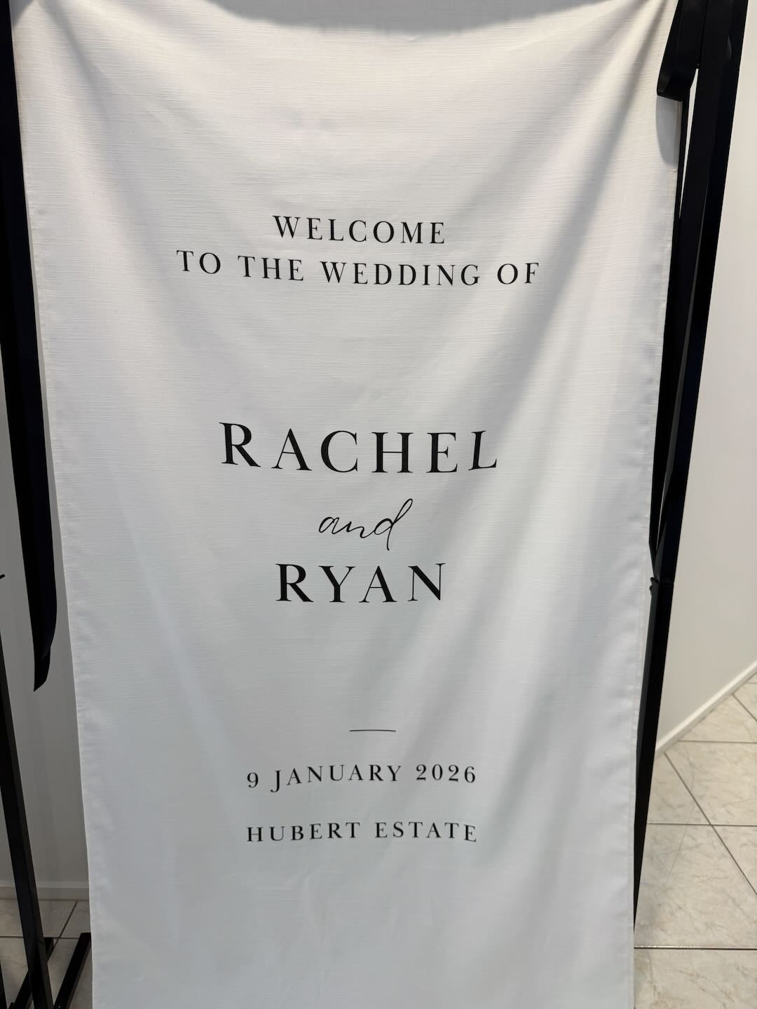 Cotton-Linen Welcome Sign (Classic Serif)