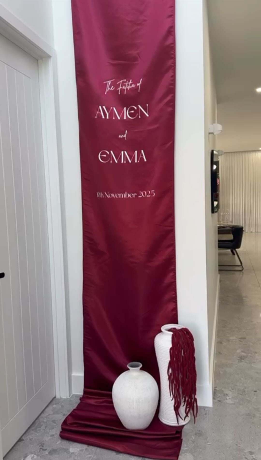 Satin Welcome Sign (Classic Serif)