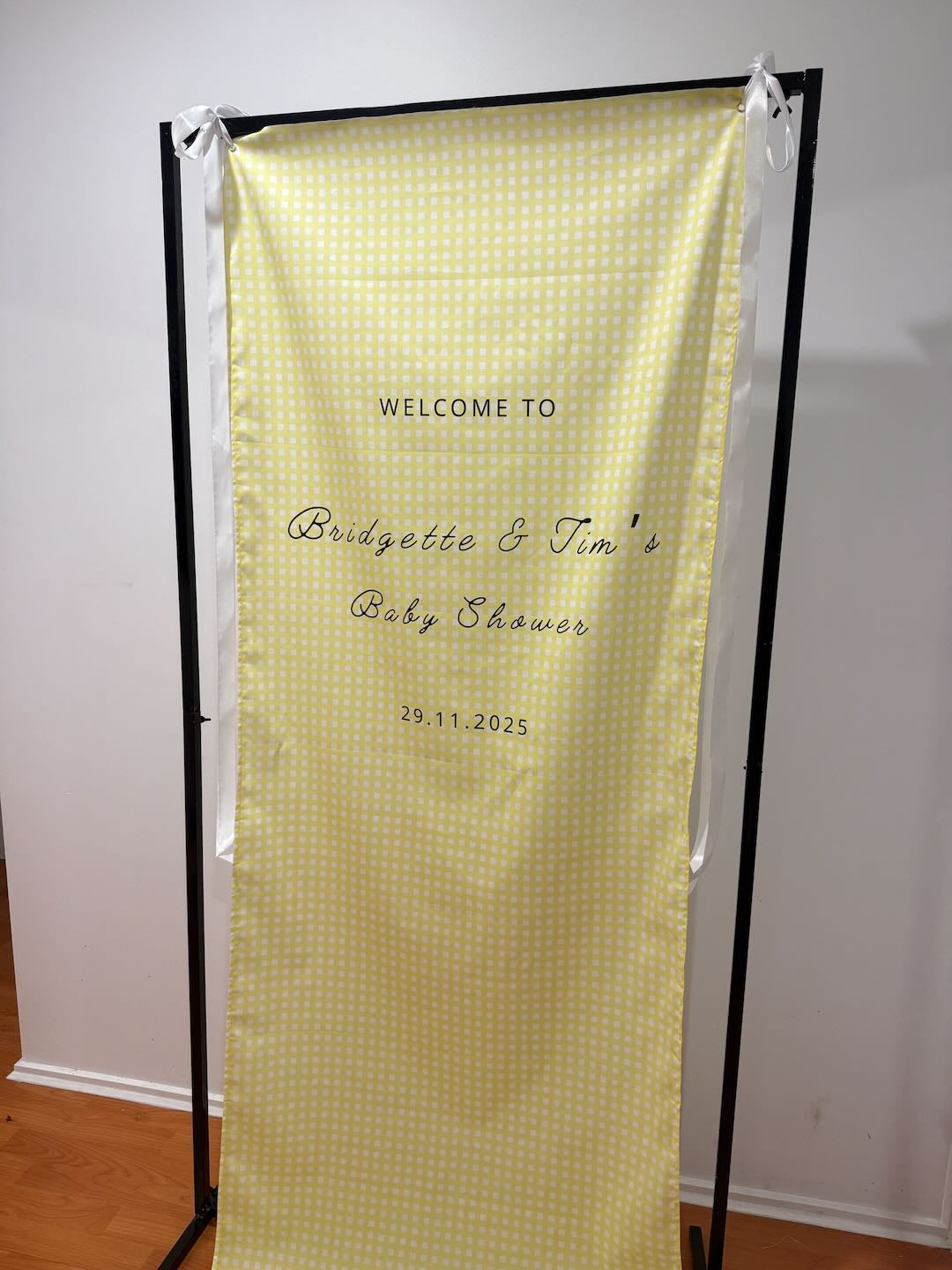 Gingham Cotton-Linen Welcome Sign