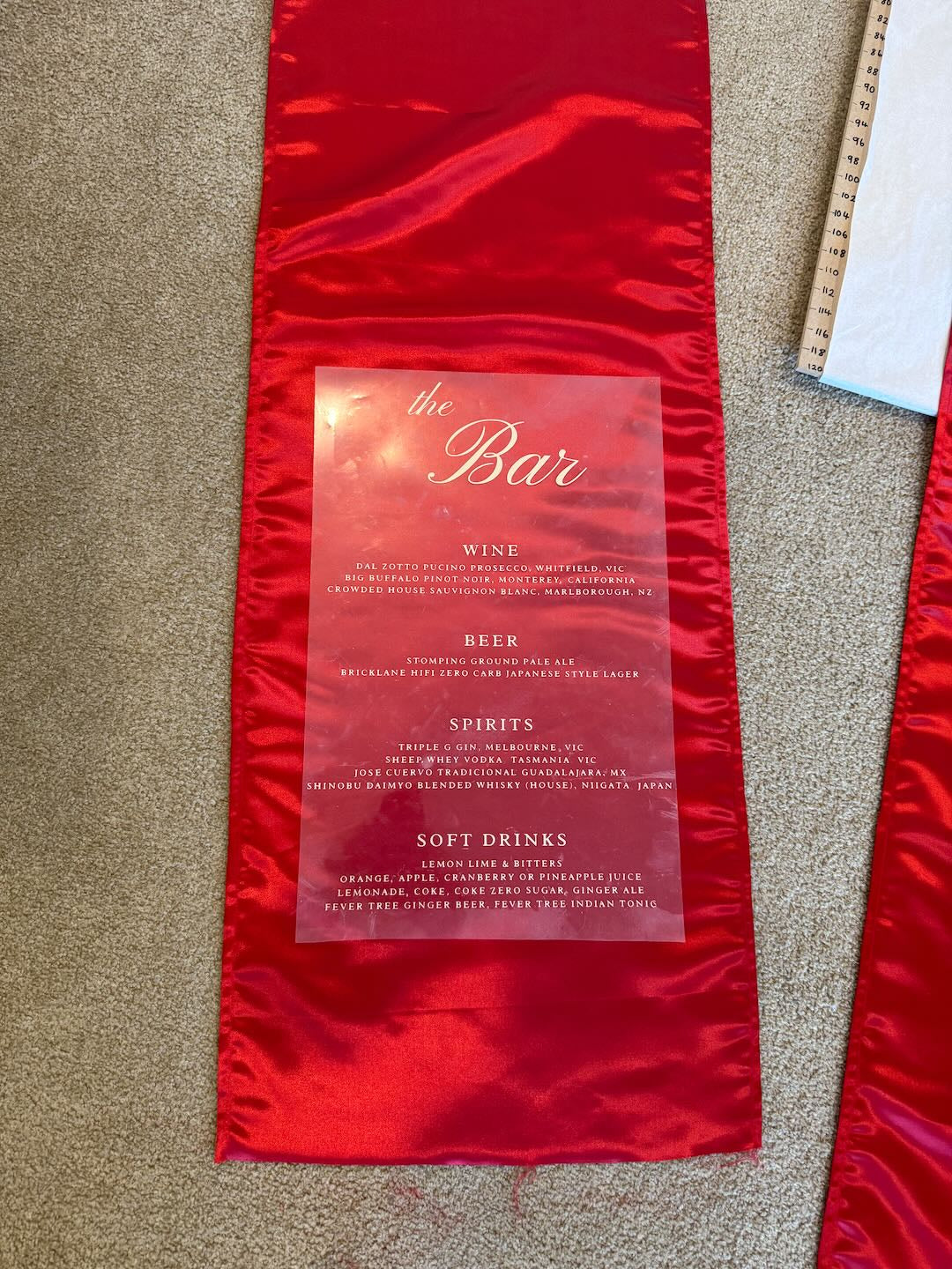 Bar Sign – Satin (Classic Serif)